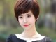 什么发型显年轻（70后女人最佳发型显年轻洋气）