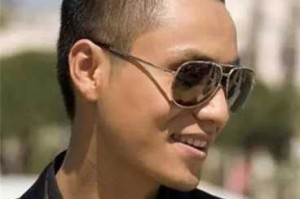 男孩剪辫子有什么讲究,男孩留辫子的发型