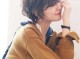 什么样的烫发显年轻（50岁女人烫发和直发哪个年轻）