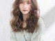 热烫后头发怎么样打理（女士烫发后怎么打理卷发）