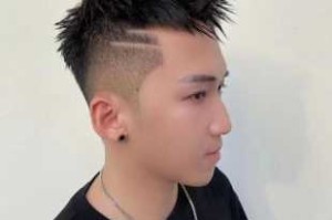 男生怎么睡觉头发不乱（男生睡觉怎样可以使发型不乱）