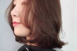烫发后掉发严重该怎么办（烫发后掉发严重会自行恢复吗）