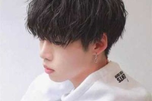 烫发有什么发型（烫发有什么发型男生）