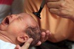 孩子的头经常发热,体温正常是怎么回事,小孩头发烫是怎么回事啊