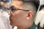 四十岁的男人留什么发型,40岁男人留什么发型好看