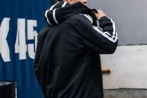 胖的男生穿什么外套（偏胖的男生适合穿什么条纹不显胖）