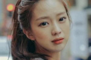女人什么样的额头好看（女人什么样的额头好看图片）