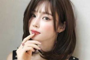 短发怎么戴长假发片（短发怎么戴长假发片好看）