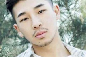 男生鼻子大留什么发型（男生鼻子大留什么发型好看）