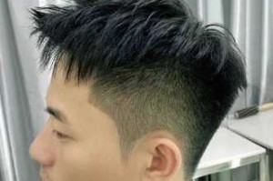 什么男生发型好看（什么男生发型好看）