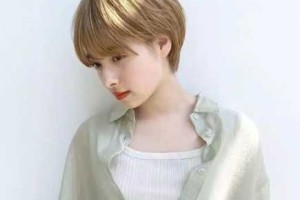 大圆脸适合什么发型短发（圆脸胖人适合什么短发发型）