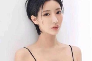 额头丰满适合什么发型（额头丰满适合什么发型女）