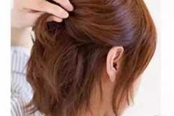 中短发怎么扎好看图片（中短发怎么扎好看图片女）
