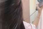 睡觉起来头发翘怎么办（早上起床头发上翘咋办）