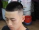 男大方脸适合什么发型（方脸适合什么发型男圆寸）