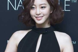 头发少适合什么短发型（形容头发少的幽默词语）