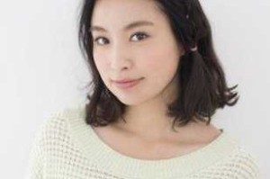 没刘海方脸怎么扎头发好看,方脸没刘海怎么扎马尾好看