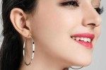 高档一点的耳圈短头发适合戴什么耳环,短头发戴什么耳环好看图片