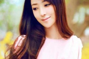 女孩剪什么刘海好看（斜刘海怎么剪最好看）
