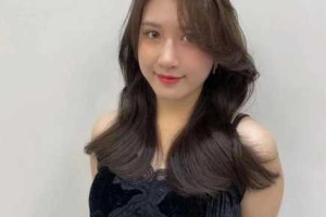 头发染了黑茶色，短时间内染其他颜色能上色吗。😭,短头发染什么颜色显皮肤白显年轻