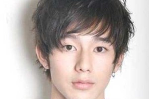 脸大的男生什么发型（脸大的男生什么发型好看）