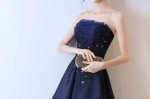 蓝色晚礼服配什么妆容,黑色晚礼服配什么发型:穿黑色礼服配什么发型
