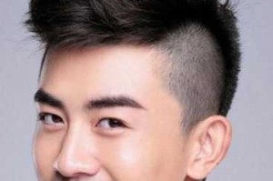 侧脸平适合什么发型（侧脸平适合什么发型男）