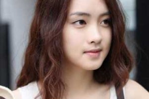 头尖的女孩适合什么样的发型,尖脑袋适合什么发型女生