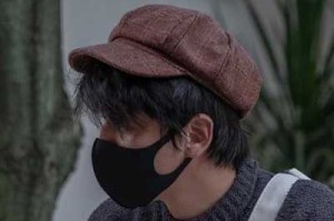 送给男生的帽子哪个颜色好,男生戴什么颜色的帽子好看