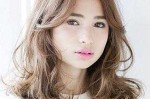 额头短适合什么发型女（头顶尖额头窄适合什么发型）