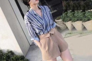 脸大怎么搭配衣服（脸大穿什么衣服）
