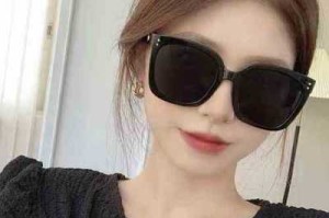 方形脸适合什么墨镜（方圆脸适合方形的墨镜吗）