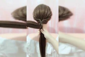 怎么扎头发简单好看,公主裙怎么扎头发最好看