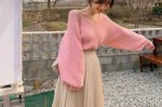 粉色百褶裙搭配什么上衣（粉色百褶裙搭配什么上衣好看）