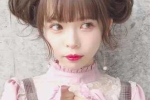 圆脸头发怎么扎双丸子头,圆脸怎么扎丸子头好看