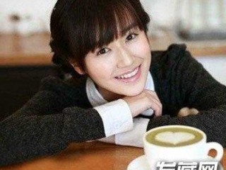 短发怎么弄发型好看（短发头发帘怎么弄好看）