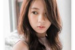 女生脑门大留什么发型（女生脑门大留什么发型好看）
