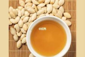 吃什么对脱发有帮助（吃什么对脱发有帮助）