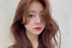 颧骨大的女生适合什么发型（颧骨大的女生适合什么发型图片）