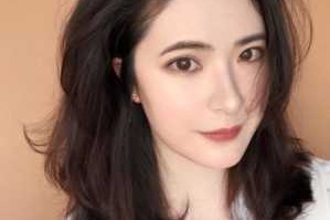 头小适合剪什么发型（头小适合剪什么发型女）