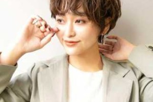 短发汤什么发型好看（女生短发烫发发型推荐）