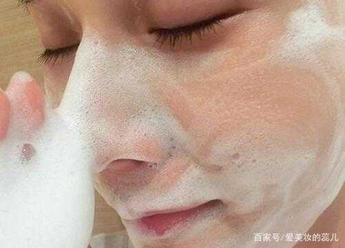 啫喱怎么用（洁面啫喱怎么用）