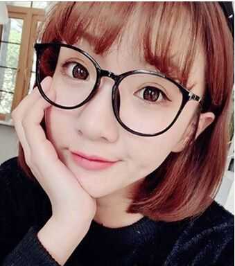 戴眼镜适合烫什么头,