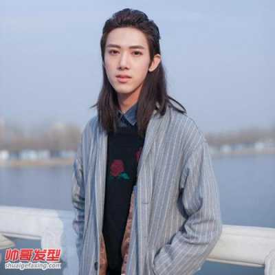 怎么留长发（男生怎么留长发）