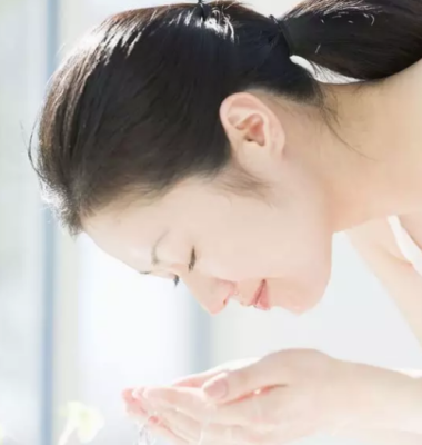 白醋怎么洗脸才美白（白醋洗脸步骤）