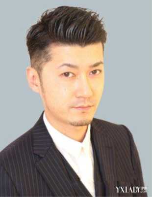 国字脸适合什么发型男（男生国字脸剪什么发型最帅）