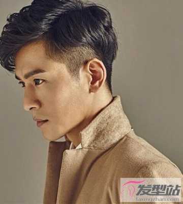 秃鬓角适合什么发型（秃鬓角适合什么发型男）