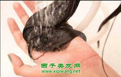快速洗掉染发膏的方法,染发膏怎么洗掉小妙招