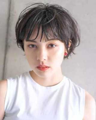 头发少适合什么短发（头发少适合什么短发女）