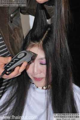 长发自己怎么剪（长发怎么一个人在家剃光头）
